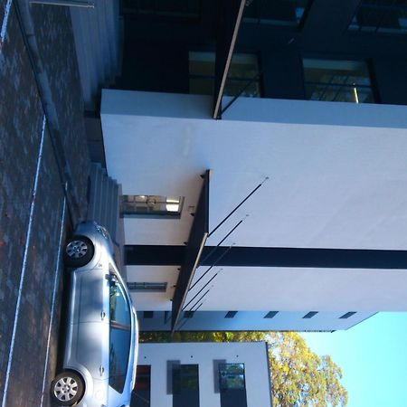 Pansionaat Valentina Hotel นาร์วา-โยเอซู ภายนอก รูปภาพ