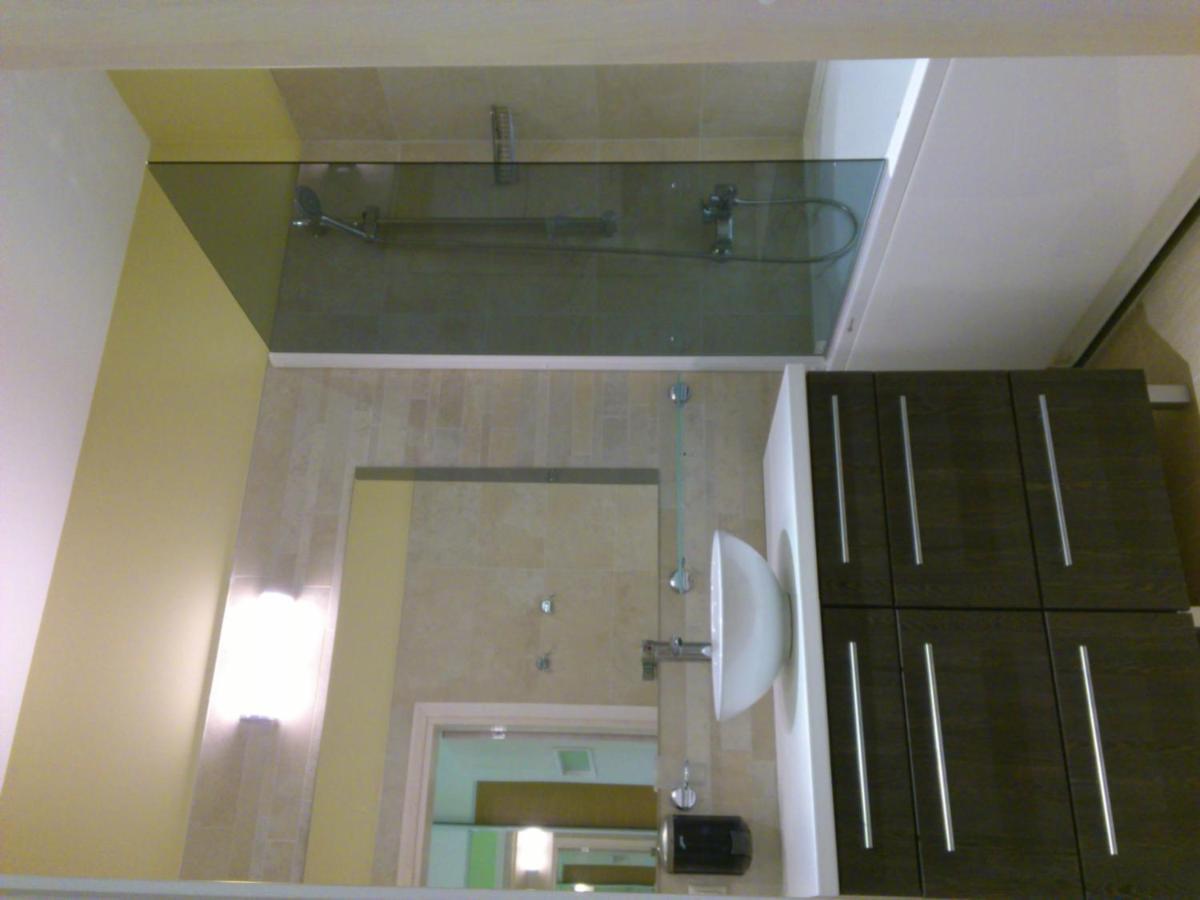 Pansionaat Valentina Hotel นาร์วา-โยเอซู ภายนอก รูปภาพ